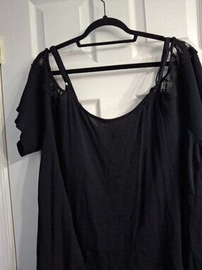 Torrid Off the Shoulder Blouse with Straps and Lace Trim, 3x